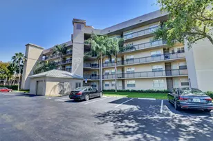 26 Royal Palm Way, Boca Raton, FL 33432 - Photo 1