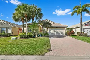 865 SE Westminster Pl, Stuart, FL 34997 - Photo 1