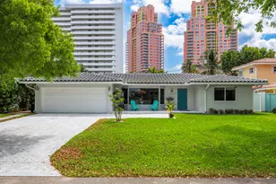 2112 NE 32nd Ave, Fort Lauderdale, FL 33305 - Photo 1
