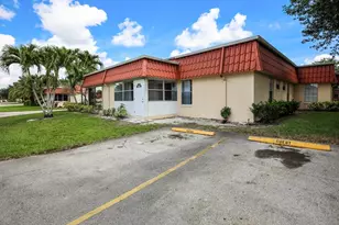 714 Nantucket Cir, Lake Worth, FL 33467 - Photo 1
