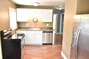 16 Peterson Rd, Raymond, ME 04071 - Photo 11