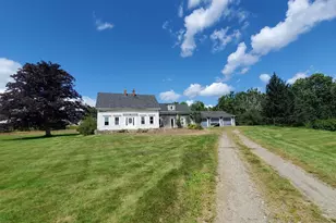 343 W Main St, Searsport, ME 04974 - Photo 7