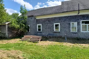 343 W Main St, Searsport, ME 04974 - Photo 17