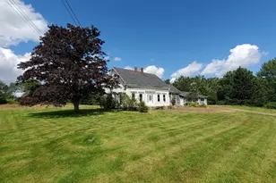 343 W Main St, Searsport, ME 04974 - Photo 23