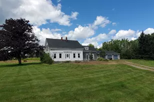 343 W Main St, Searsport, ME 04974 - Photo 3