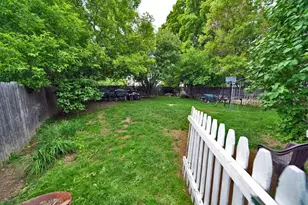 34 Charles St, Houlton, ME 04730 - Photo 13
