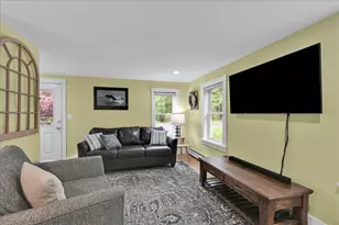 1026 Castine Rd, Castine, ME 04421 - Photo 9