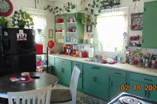 68 W West Broadway, Lincoln, ME 04457 - Photo 5