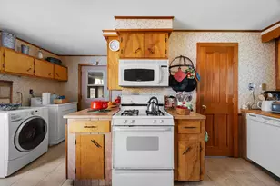 61 Point St, Columbia Falls, ME 04623 - Photo 9