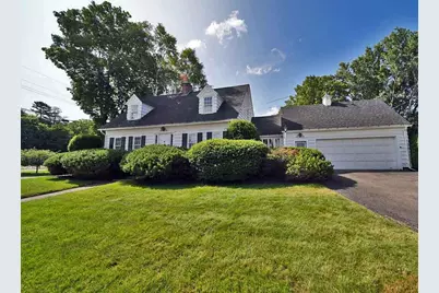 33 Pleasant Street, Houlton, ME 04730 - Photo 5