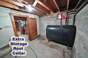 33 Pleasant St, Houlton, ME 04730 - Photo 63