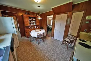 33 Pleasant St, Houlton, ME 04730 - Photo 35