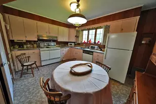 33 Pleasant St, Houlton, ME 04730 - Photo 45