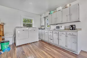 44 Pleasant Ave, Portland, ME 04103 - Photo 21