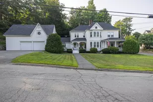 105 Franklin St, Rumford, ME 04276 - Photo 1