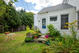 56 Elm St, Camden, ME 04843 - Photo 11