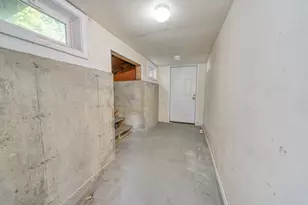 208 Congress St, Belfast, ME 04915 - Photo 31