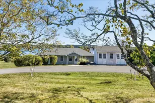 79 Perkins St, Castine, ME 04421 - Photo 5