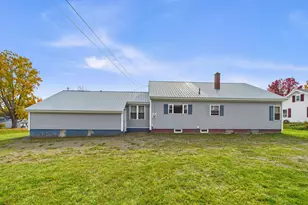 71 Garden Cir, Caribou, ME 04736 - Photo 37