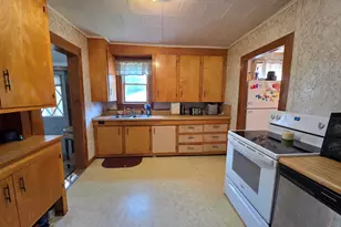 39 Washington St, Caribou, ME 04736 - Photo 21