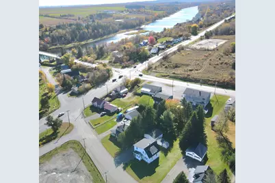 39 Washington Street, Caribou, ME 04736 - Photo 5