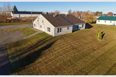 8 Wesleyan Street, Fort Fairfield, ME 04742 - Photo 3