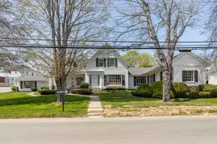 34 Townsend Ave, Boothbay Harbor, ME 04538 - Photo 1