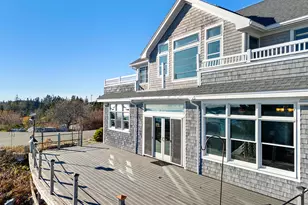 38 W Main W Main St, Vinalhaven, ME 04863 - Photo 9
