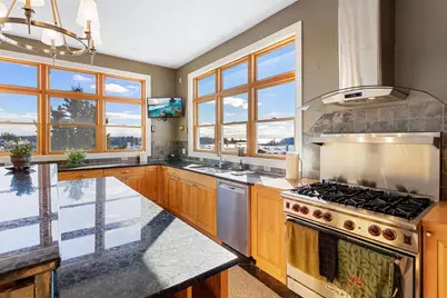 38 W. Main W Main Street, Vinalhaven, ME 04863 - Photo 13