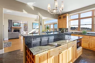 38 W Main W Main St, Vinalhaven, ME 04863 - Photo 13