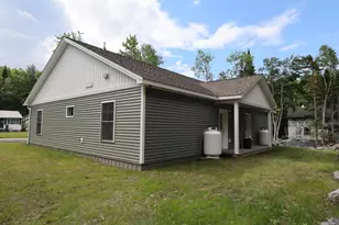 30 Lewis St, Greenville, ME 04441 - Photo 3