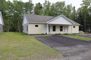 32 Lewis St, Greenville, ME 04441 - Photo 1