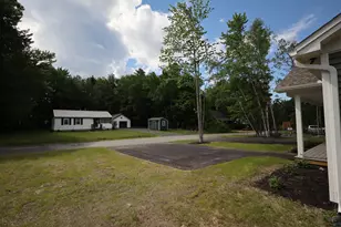 34 Lewis St, Greenville, ME 04441 - Photo 3