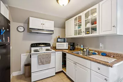 279 Pine Street, Lewiston, ME 04240 - Photo 11