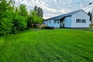 29 Exchange St, Presque Isle, ME 04769 - Photo 7