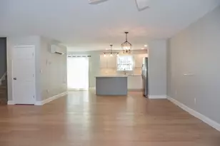 18 Violet Dr, Farmingdale, ME 04344 - Photo 9