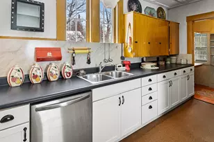 861 W Main St, Dover Foxcroft, ME 04426 - Photo 17