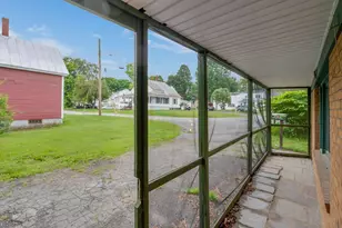 14 Osborne St, Fairfield, ME 04937 - Photo 3