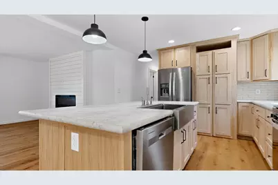 2 Baxter Boulevard, Biddeford, ME 04005 - Photo 15