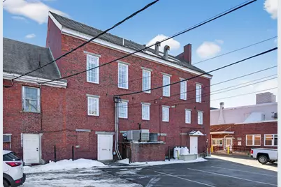 190 Main Street, Saco, ME 04072 - Photo 9