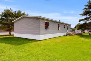 8 Sheldon Pl, Lewiston, ME 04240 - Photo 1