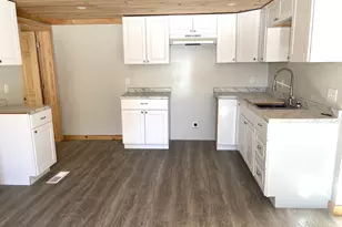 296 N Main St, Pittsfield, ME 04967 - Photo 7