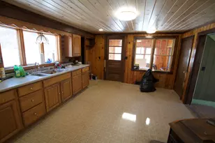 103 Pleasant St, Dexter, ME 04930 - Photo 9