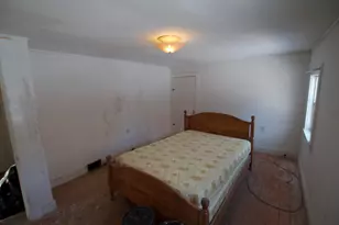 103 Pleasant St, Dexter, ME 04930 - Photo 15