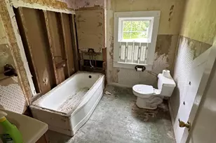 103 Pleasant St, Dexter, ME 04930 - Photo 33