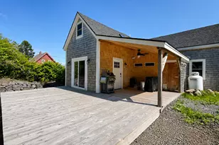 53 Washington St, Lubec, ME 04652 - Photo 27