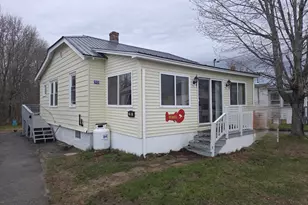 90 Bates St, Millinocket, ME 04462 - Photo 29