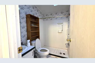 1035 Airline Road, Clifton, ME 04428 - Photo 13