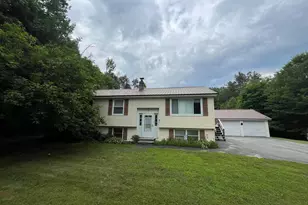 41 Crescent St, Skowhegan, ME 04976 - Photo 3