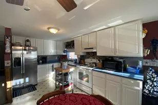 41 Crescent St, Skowhegan, ME 04976 - Photo 17